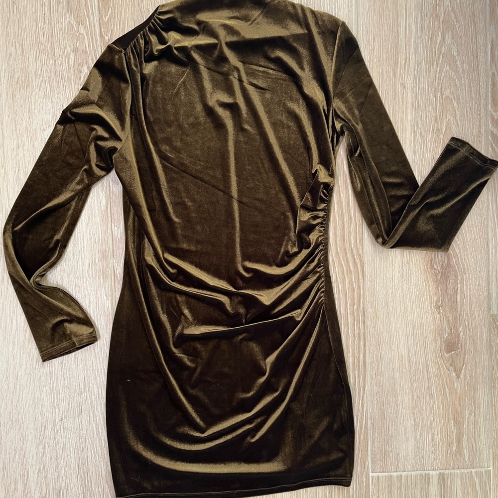 H&M Long Sleeve Short Velvet Dress in Rich Olive size L